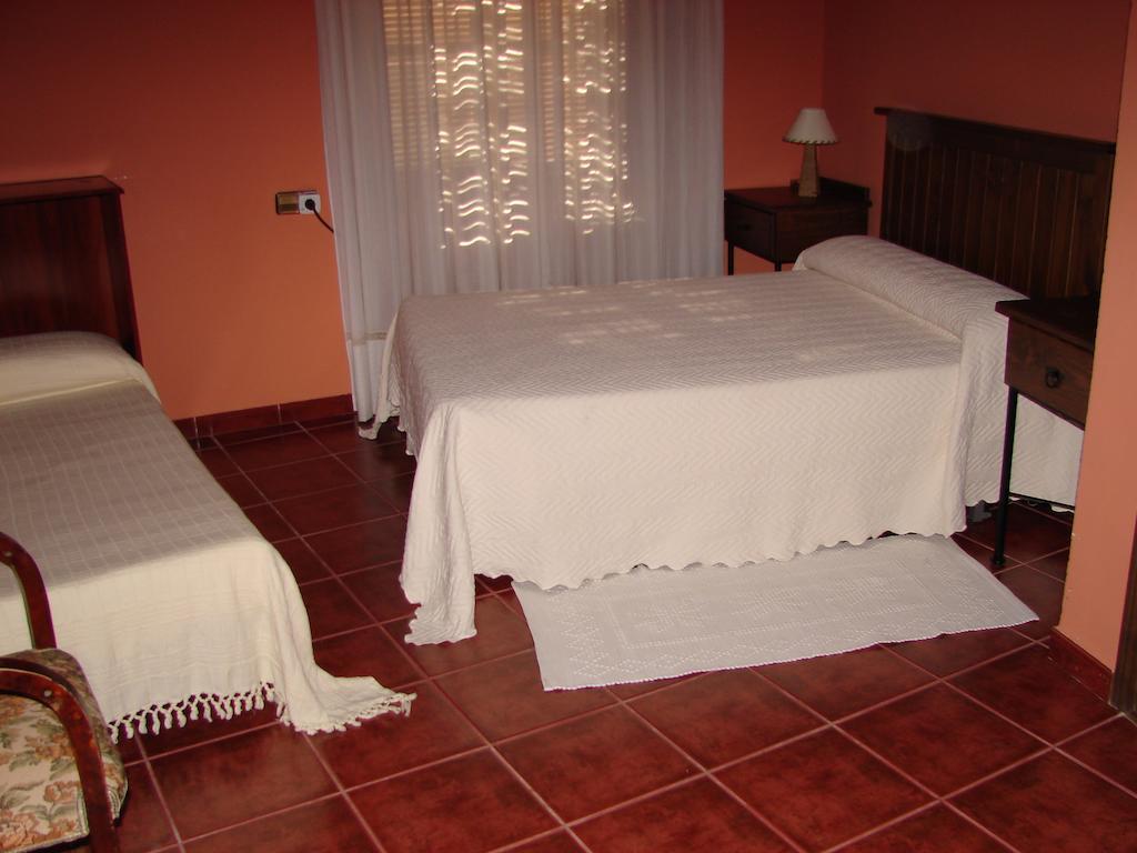 La Boticaria Casa Rural Apartamento Descargamaría Pokoj fotografie